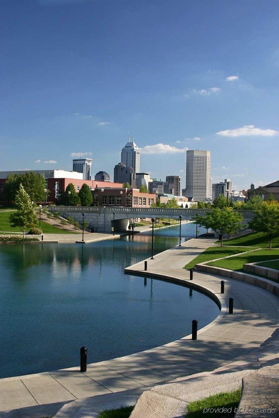 Homewood Suites By Hilton Indianapolis Downtown Eksteriør billede